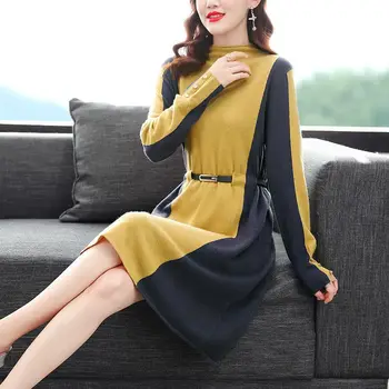 Корейското женствена рокля свободно намаляване на 2023, Есен Нов модерен пуловер с полуприлегающим високо воротом, дамски рокли-пуловери в стил мозайка T79