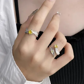 Ново Модно пръстен с отворен пръст Сребрист Цвят, лист във формата На Крило, Жълт камък, Наращиваемый Пънк За жени, подарък за момичета, Директна доставка на Едро