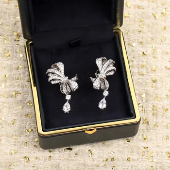 Горещи Маркови Реколта обеци с диаманти за жени, луксозни модни бижута, Модни дизайнерски обици-пеперуда, дамски официални обеци-карамфил